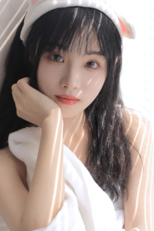 三个徒弟强占师父